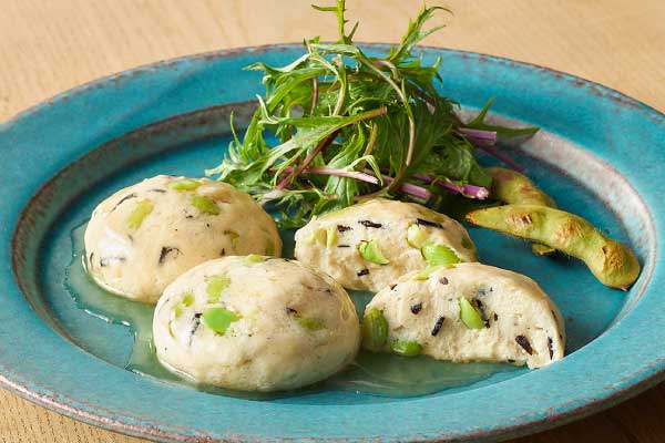 具材が決め手！お豆腐屋さんの枝豆ごろごろ豆腐