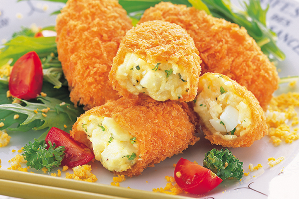 たまごサラダ包み揚げ